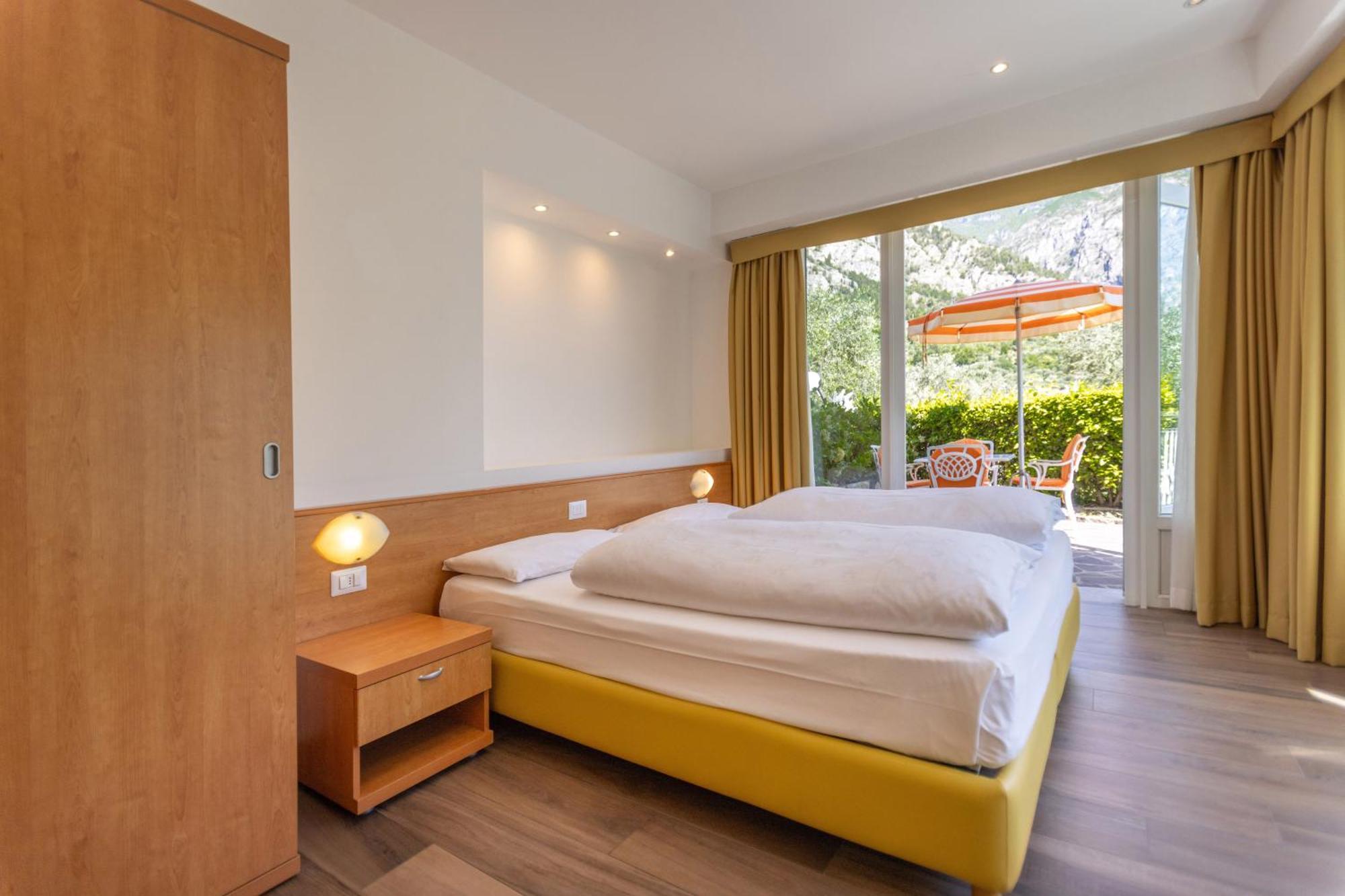 Hotel Villa Margherita Limone sul Garda Exterior photo